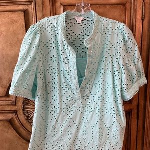 crown & ivy Mint Eyelet Split-Neck Blouse
